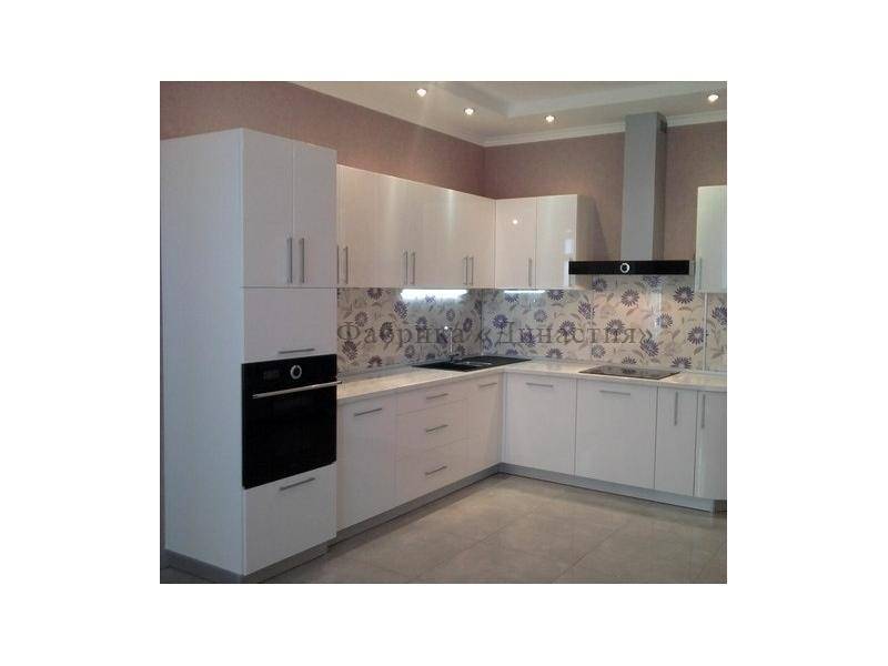 белая кухня в Нижневартовске