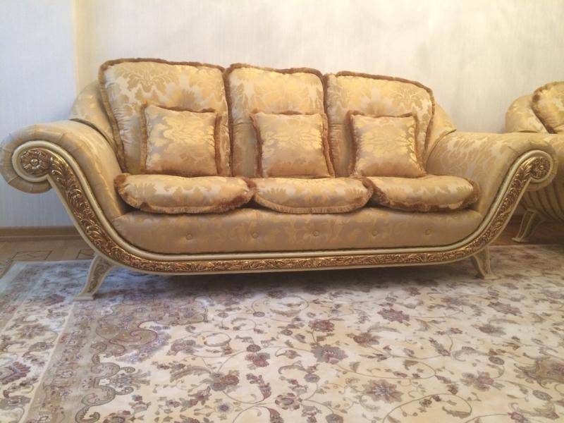 изящный диван в Нижневартовске