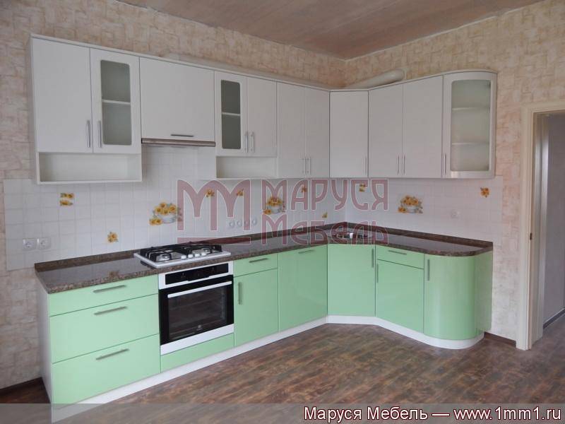 кухня угловая бело-салатовая в Нижневартовске