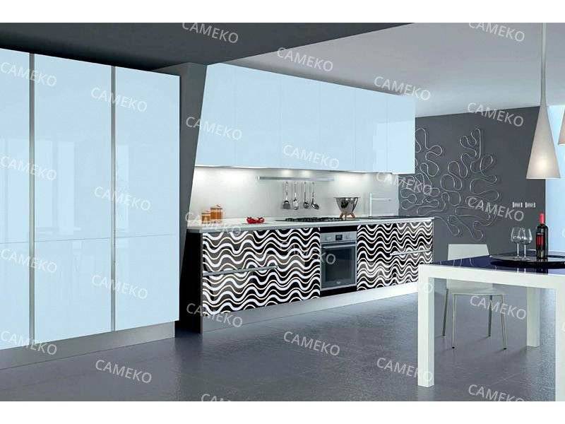 стильная лаковая кухня в Нижневартовске