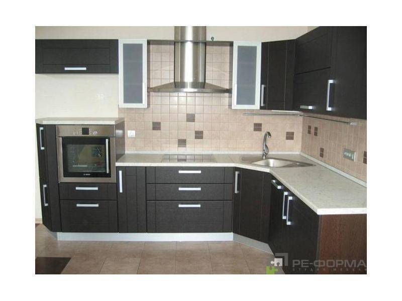 угловая кухня модерн 004 в Нижневартовске