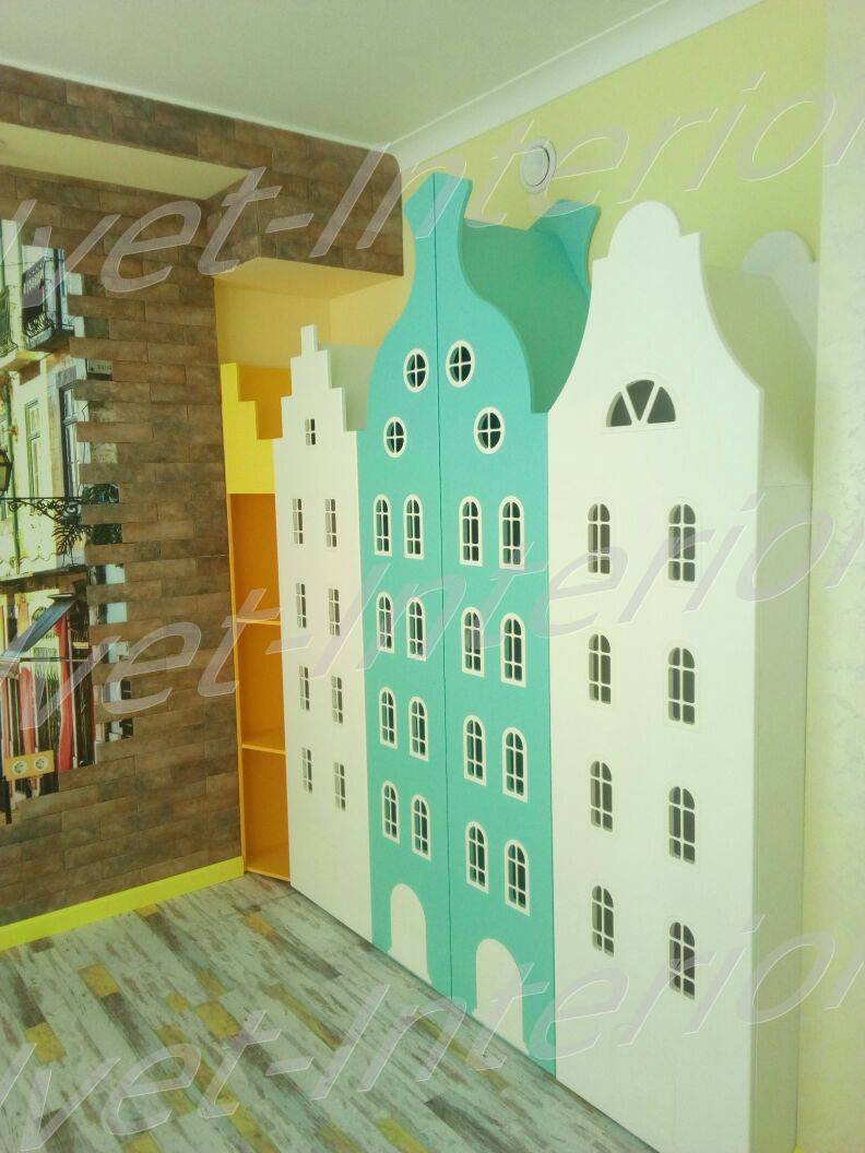 интересный шкаф в детскую в Нижневартовске