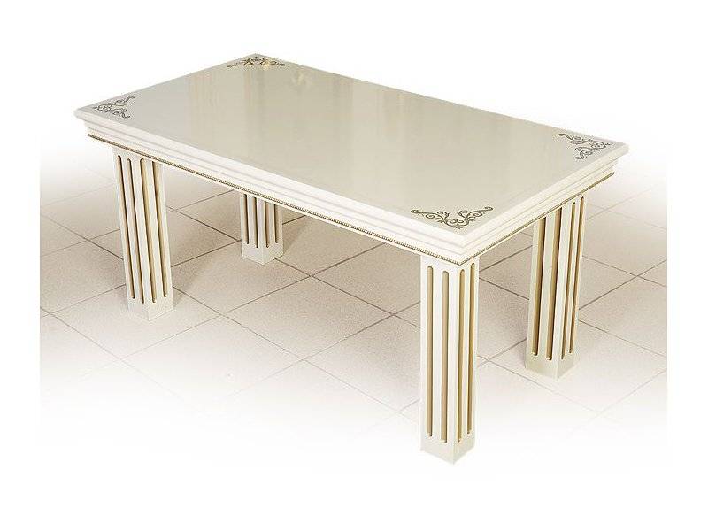 стол деревянный обеденный в Нижневартовске