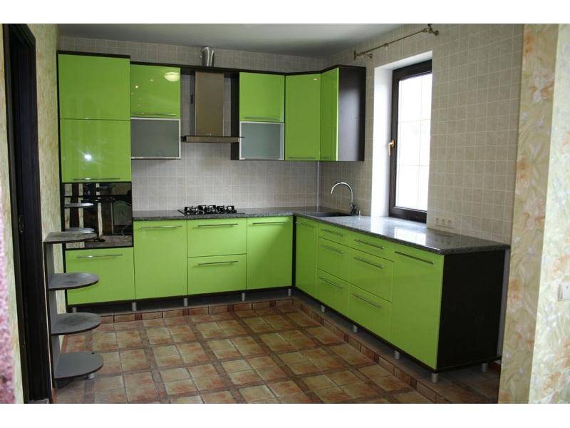 набор кухонной мебели валентина в Нижневартовске