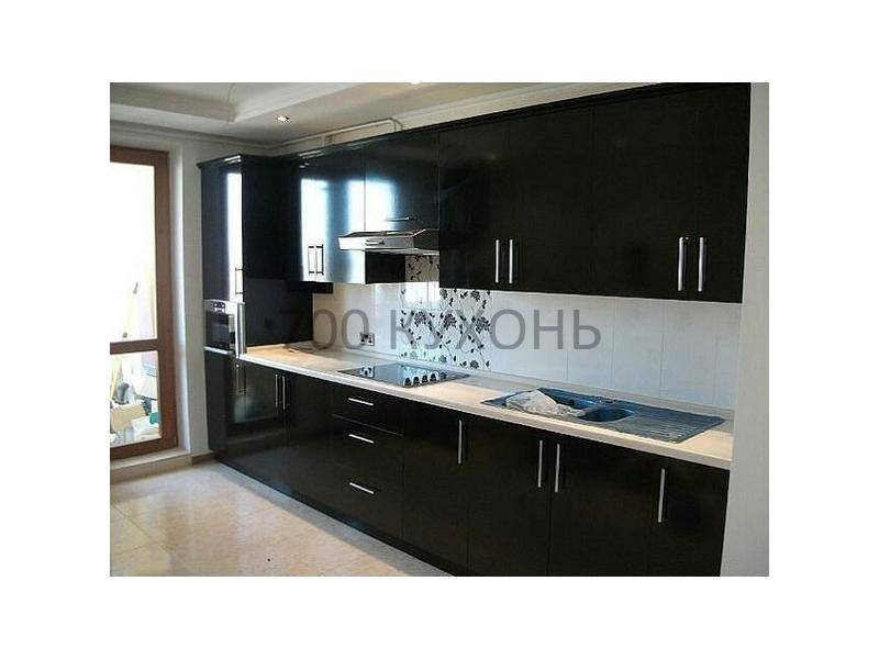 черная прямая кухня в Нижневартовске