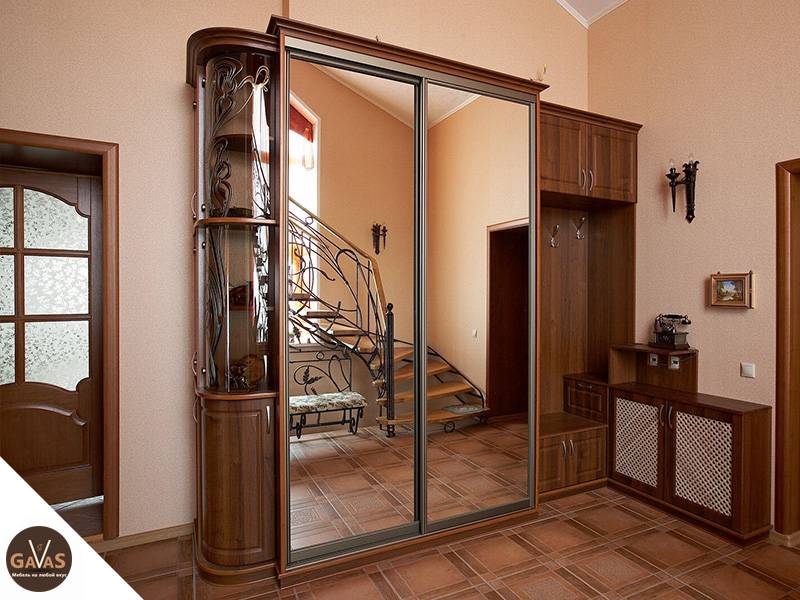 прихожая п-3 в Нижневартовске