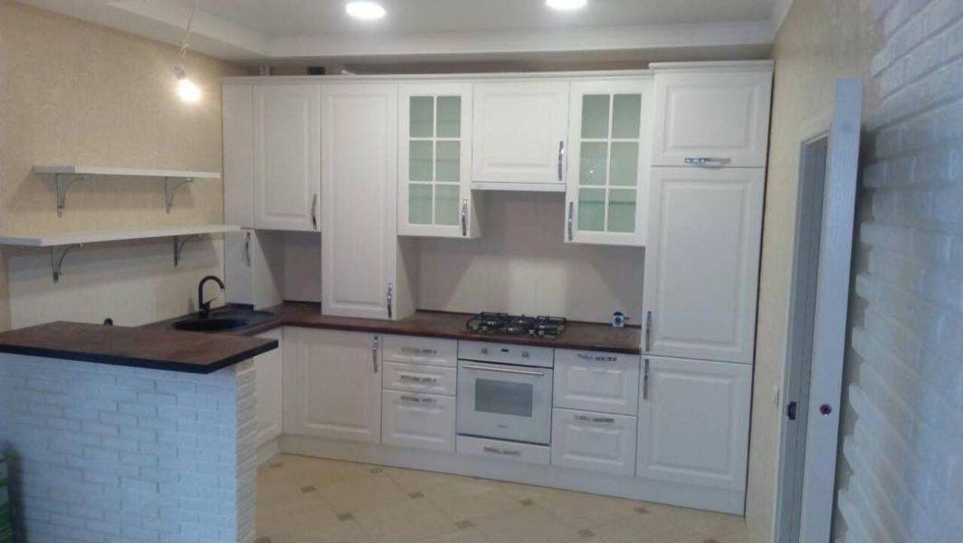 кухня с фасадами мдф пленка пвх с фрезеровкой борго2 в Нижневартовске