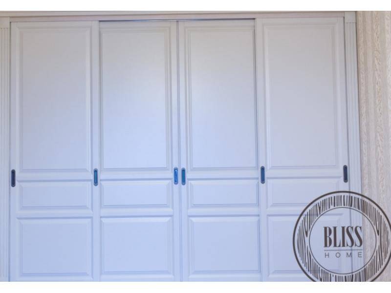 большой белый шкаф в Нижневартовске