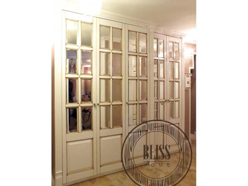 красивый шкаф-купе в Нижневартовске