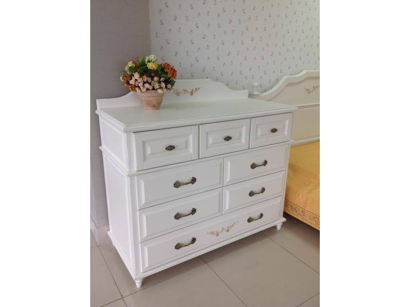 красивый белый комод в Нижневартовске