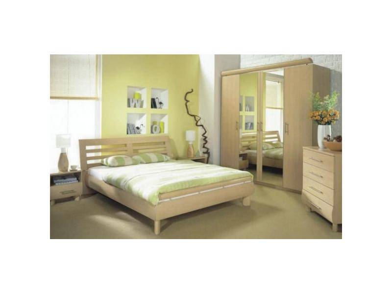 светлый спальный гарнитур из дерева в Нижневартовске