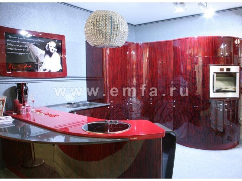 кухонный гарнитур угловой марлен в Нижневартовске