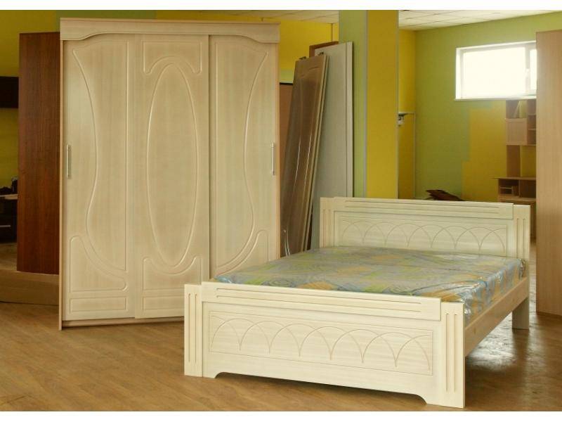 белый спальный гарнитур в Нижневартовске