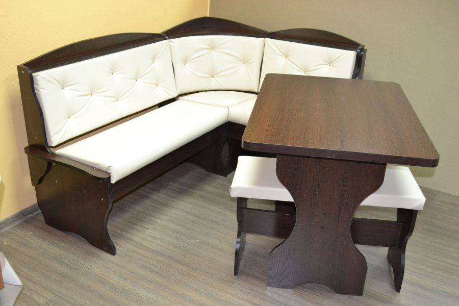 кухонный уголок романтик, венге темный, к/з молочный в Нижневартовске