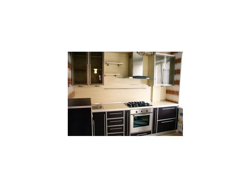 небольшая прямая кухня в Нижневартовске