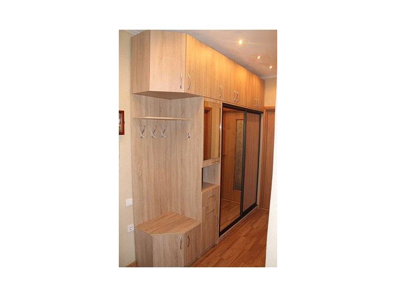 светлая прихожая в Нижневартовске