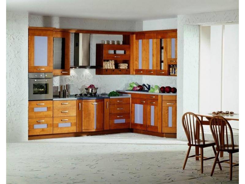 кухня хайтек из массива дуба в Нижневартовске