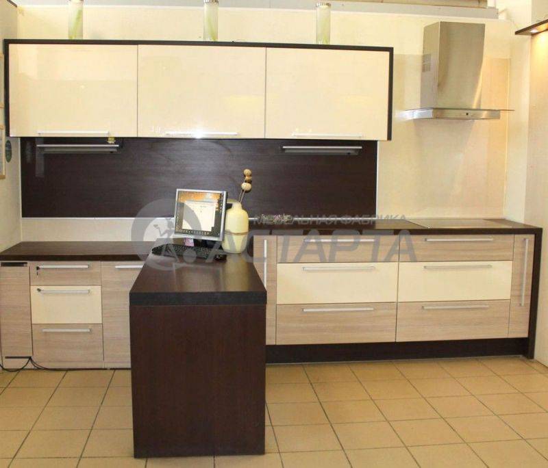 современная кухня авола в Нижневартовске