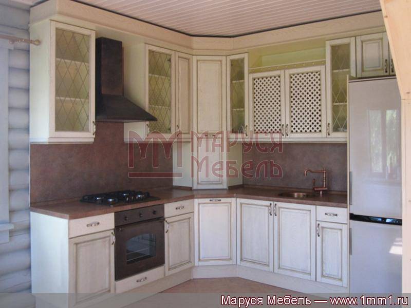 кухня угловая кантри фасад ясень в Нижневартовске