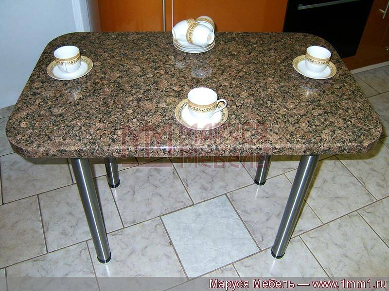 стол обеденный в Нижневартовске