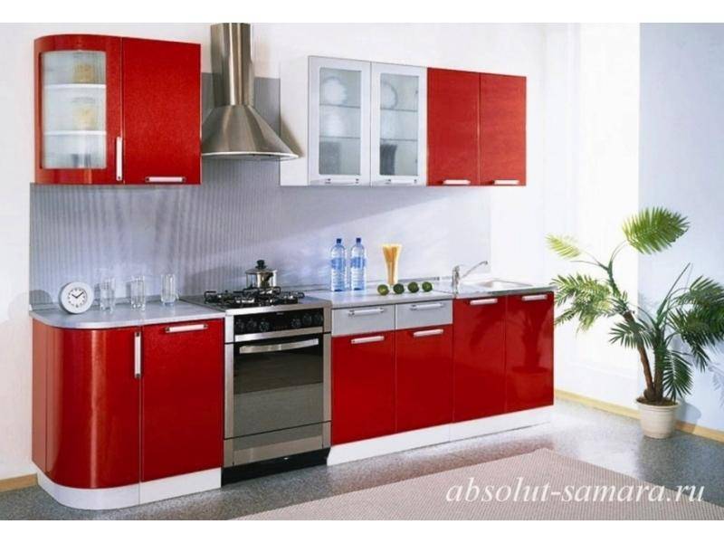 прямая красная кухня в Нижневартовске