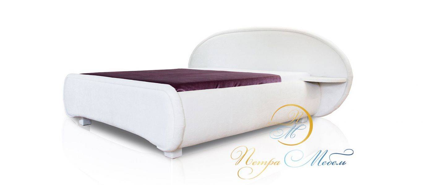 мягкая белая кровать в Нижневартовске