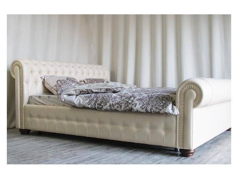 белая двуспальная кровать chesterfield в Нижневартовске