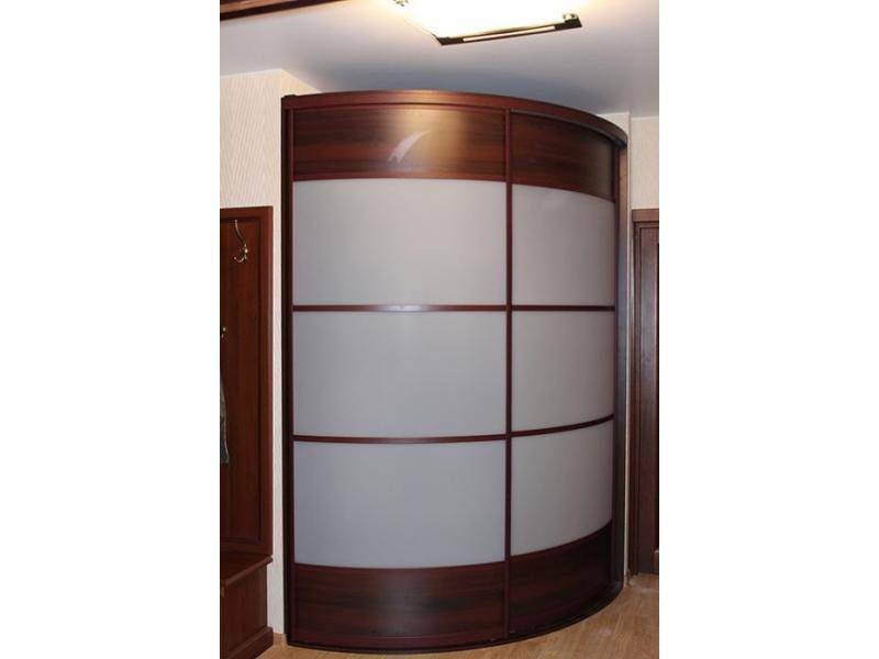 угловой встроенный радиусный шкаф купе в Нижневартовске