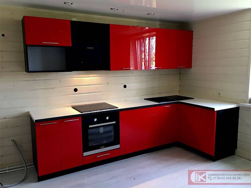 кухня хайтек красная и черная в Нижневартовске