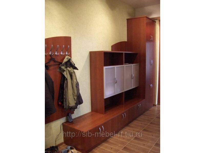 прихожая 32 в Нижневартовске