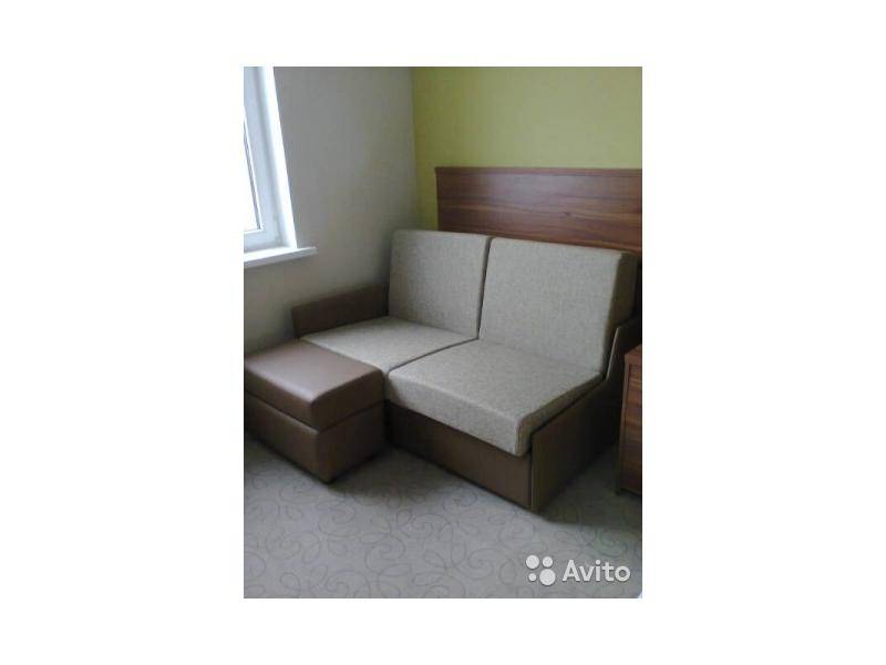 диван прямой с пуфом в Нижневартовске