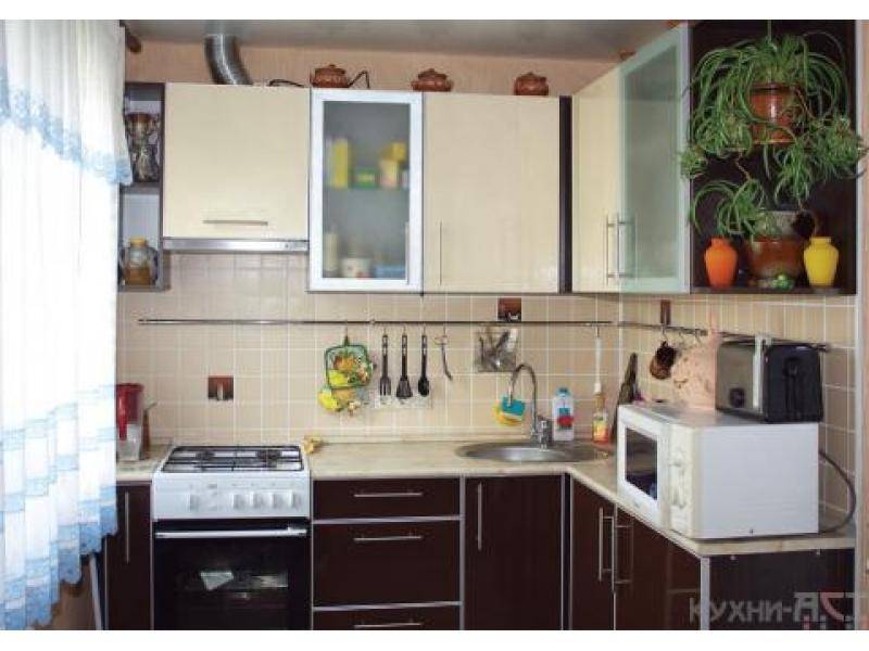 кухонный гарнитур угловой ваниль в Нижневартовске