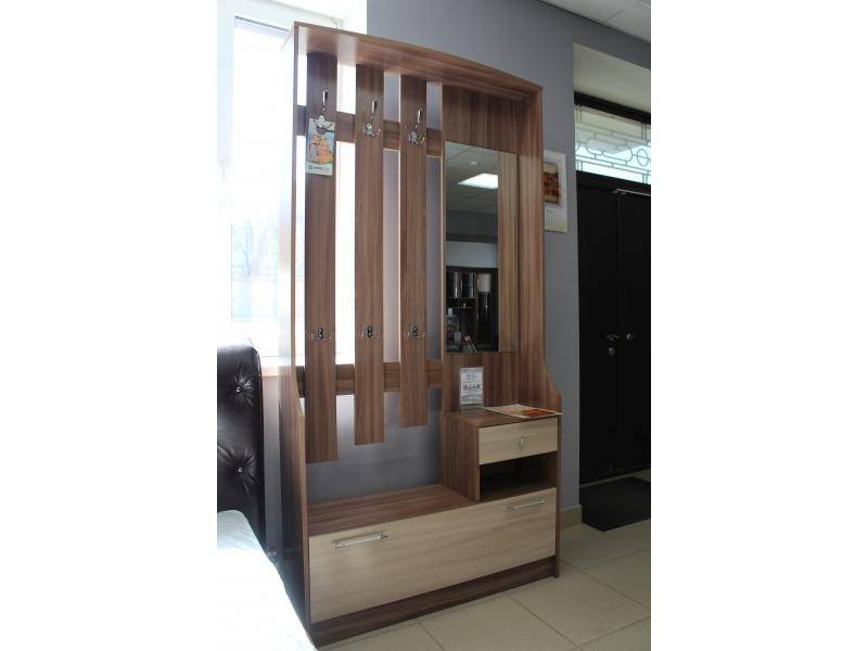 прихожая м 1 в Нижневартовске