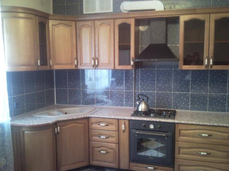 кухонный гарнитур угловой в Нижневартовске