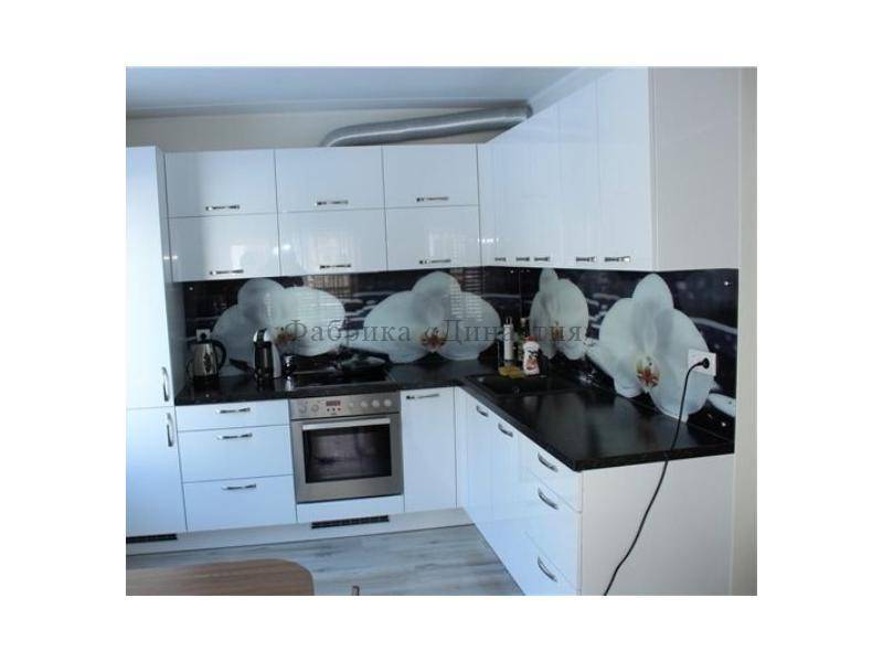 угловой кухонный гарнитур в Нижневартовске