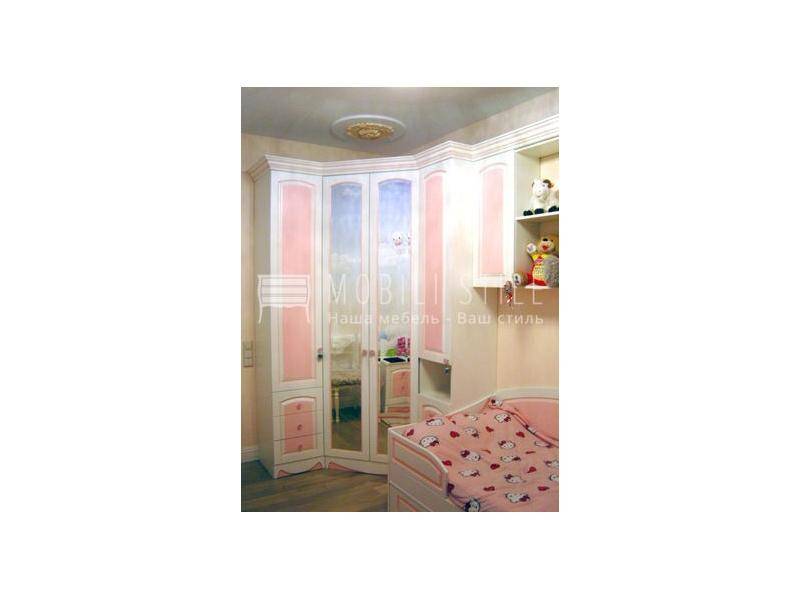детская розовая в классическом стиле в Нижневартовске