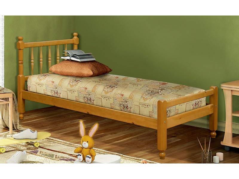 кровать с фигурными спинками из массива в Нижневартовске