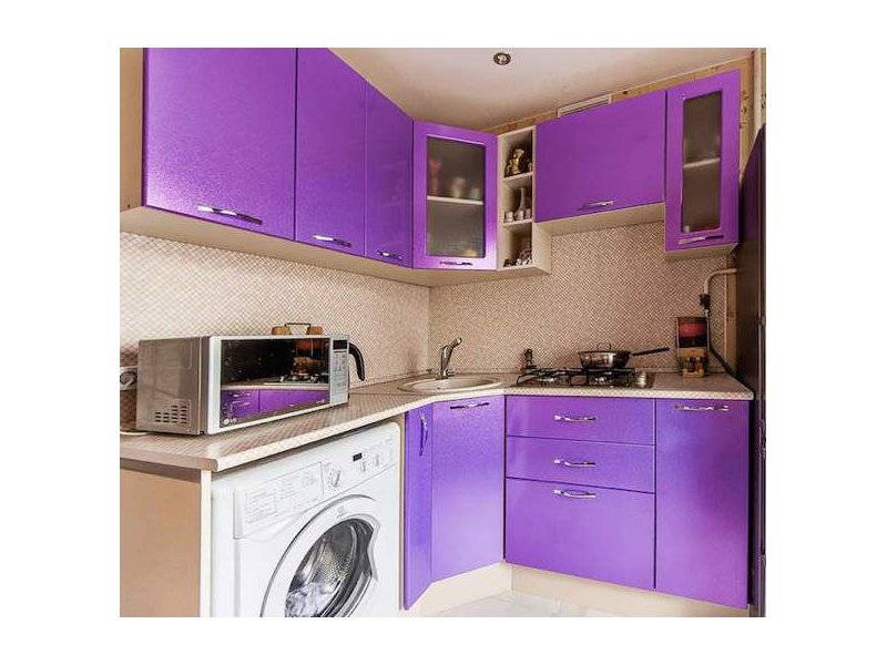 маленькая фиолетовая кухня в Нижневартовске