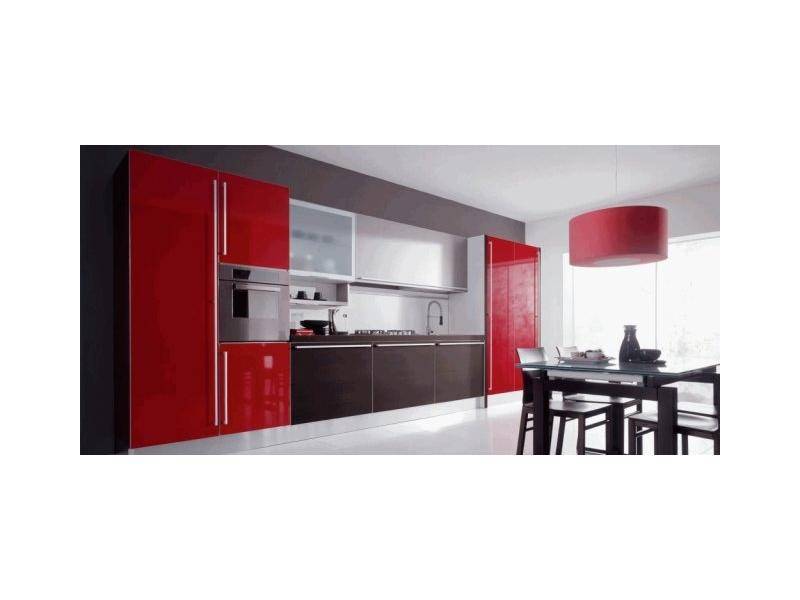 красная прямая кухня в Нижневартовске