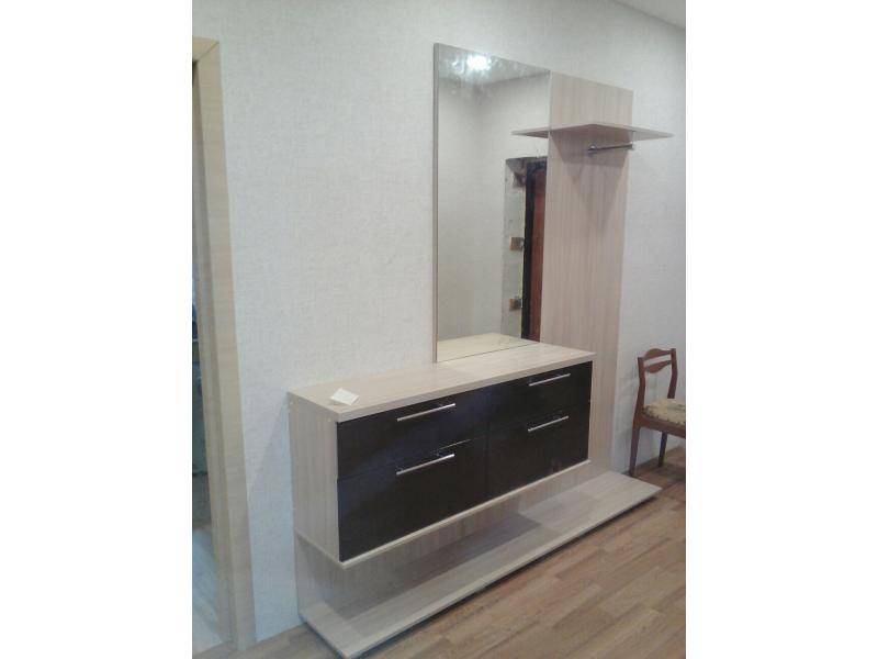 мини прихожая в Нижневартовске