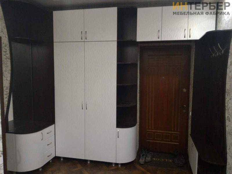 угловая прихожая в Нижневартовске