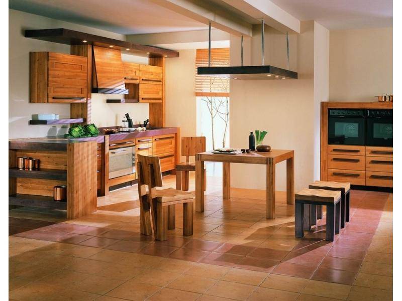 кухня альпийская из массива дуба в Нижневартовске