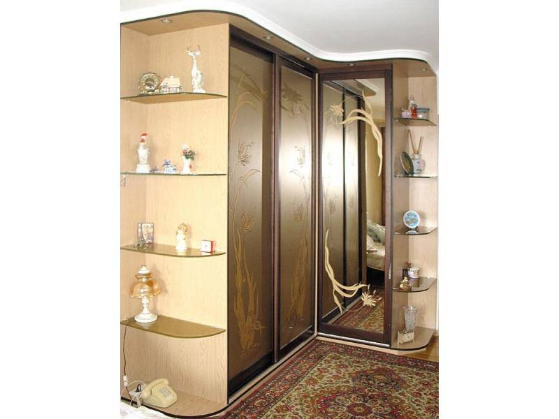 шкаф - купе угловой с подсветкой в Нижневартовске