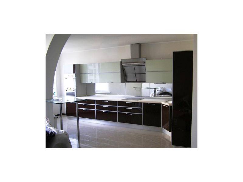 угловая кухня в Нижневартовске