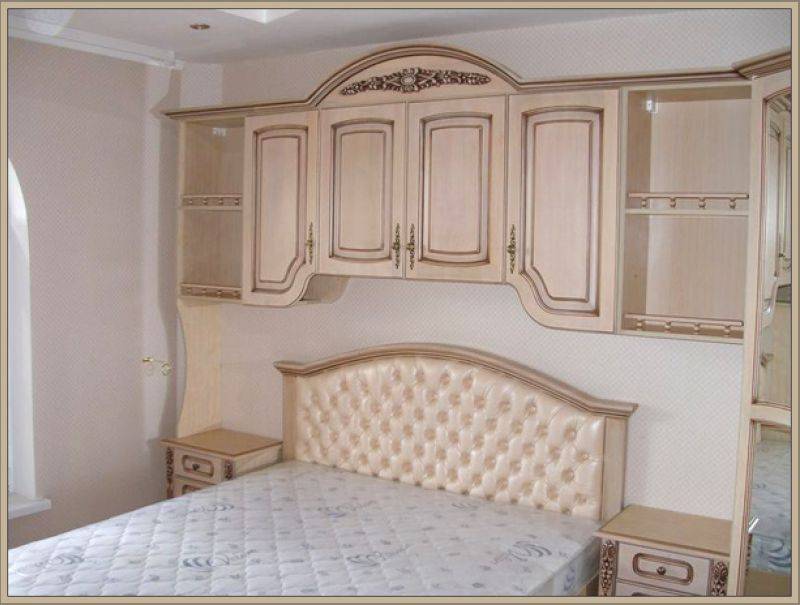 светлый спальный гарнитур в Нижневартовске