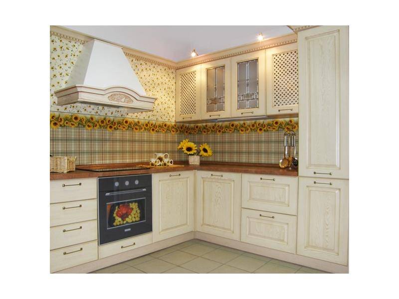 светлая угловая кухня в Нижневартовске