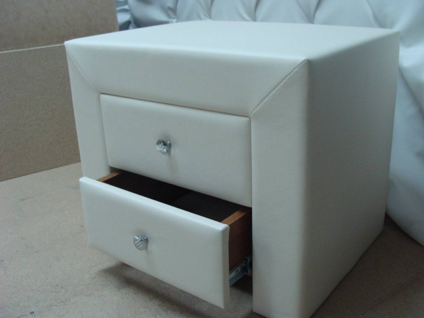 тумба прикроватная sw02 в Нижневартовске