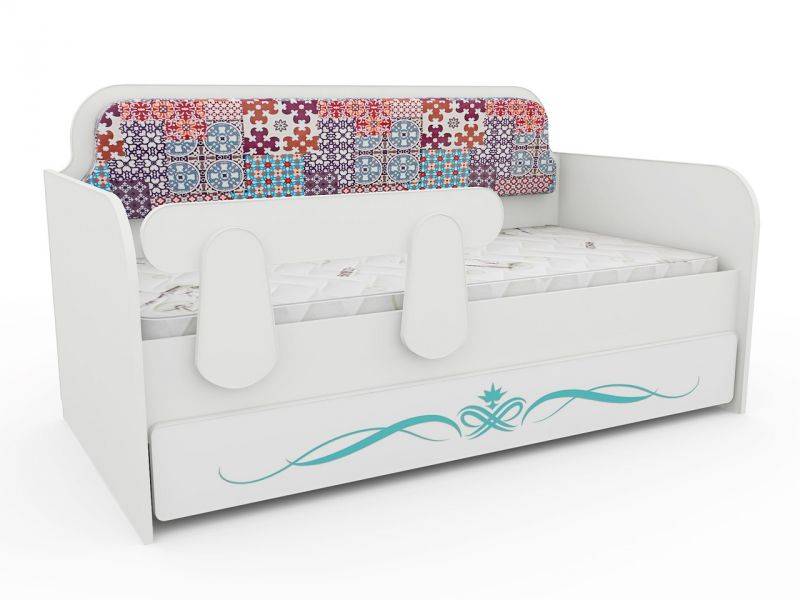 тахта детская классик с мягкой спинкой пэчворк в Нижневартовске
