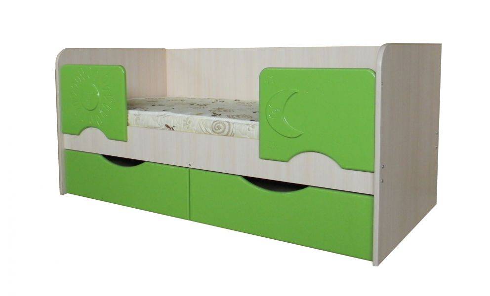 кровать техно,бабочки,машинка в Нижневартовске