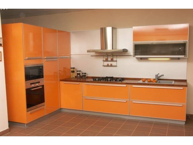 кухонный гарнитур угловой в Нижневартовске